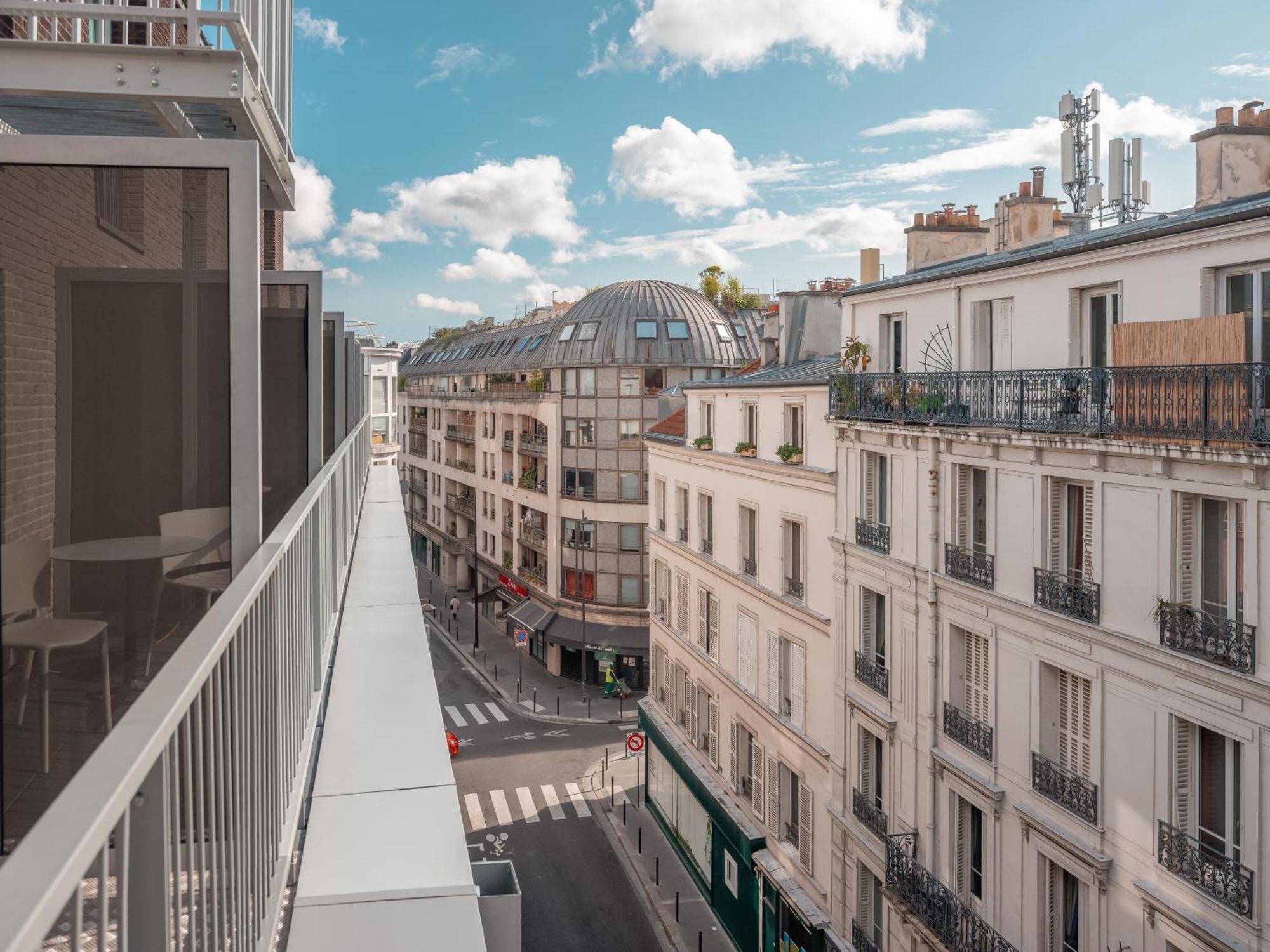 Ibis Paris Gare Montparnasse Catalogne Hotel Exterior photo